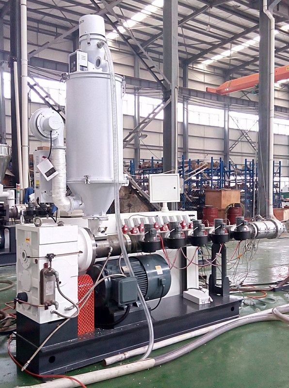 LDPE HDPE PPR ABA/ABC複合パイプ製造機械 HYSJ60/38 55kw プラスチックシングルスクリューエクストルーダー 5 熱帯