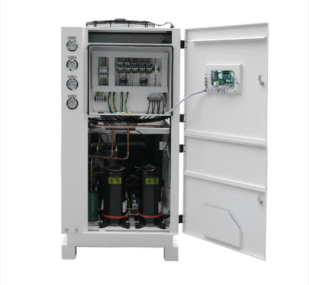 扇風機冷却タイプ HYAC-15AD 13.44 kw 最大電力消費量を持つ水冷却機