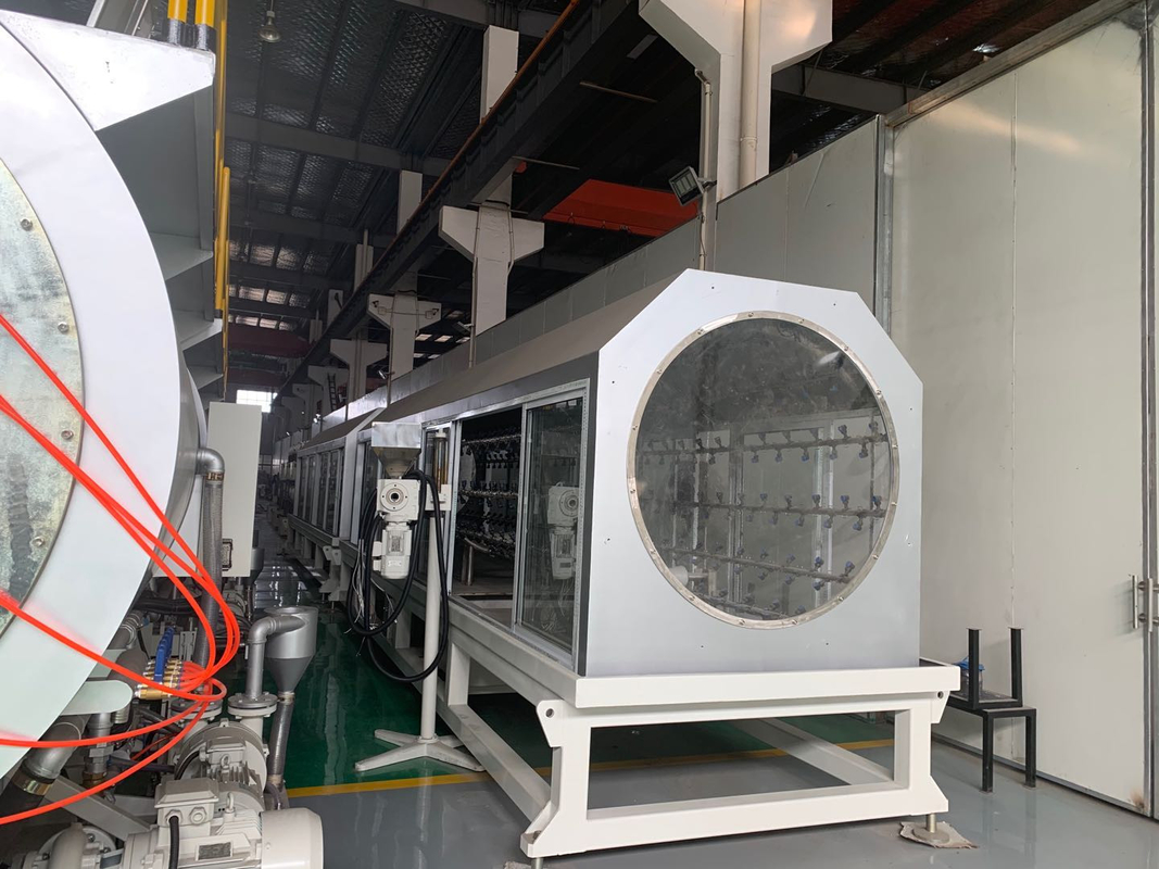 400mm -1000mm プラスチック HDPE PE パイプ 製造機械 生産ライン 大きいシングルスクリューエクストルーダー SJ150/38 モーター 400kW そして出力 1400kg/h